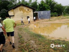 牛牛游戏网址_牛牛游戏网站_牛牛游戏官网_广东清远突强降雨 山洪内涝致当地